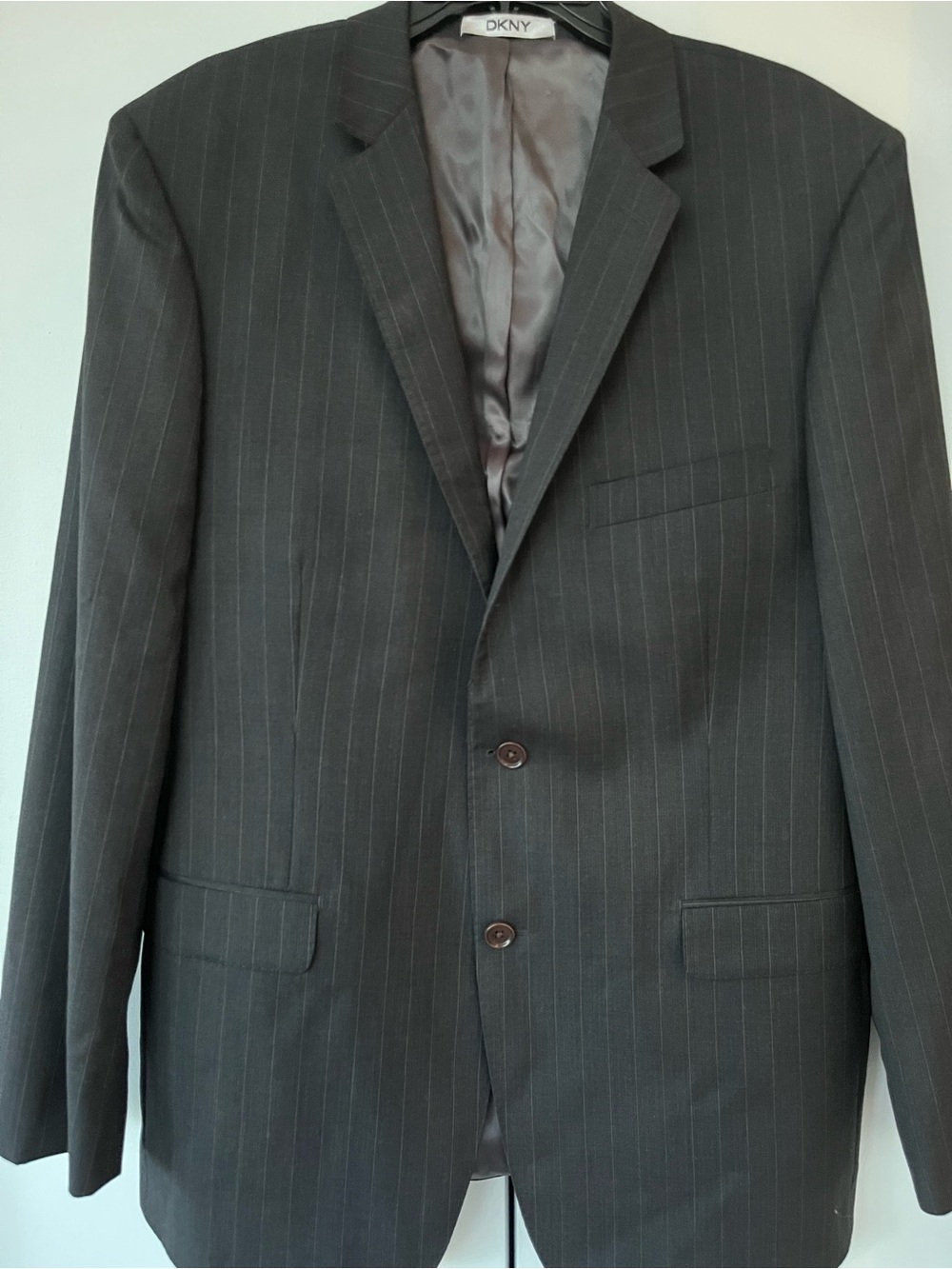 DKNY 100% Wool Blazer/Jacket Black/Grey Pinstripe 44R Office Work Wool Formal